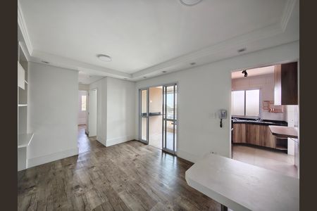 Sala de apartamento para alugar com 2 quartos, 60m² em Vila Isolina Mazzei, São Paulo