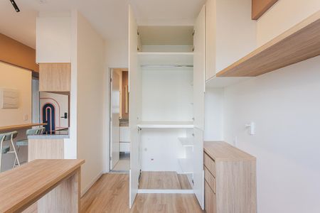 Studio para alugar com 25m², 1 quarto e sem vaga Studio para alugar com 25m², 1 quarto e sem vagaQuarto
