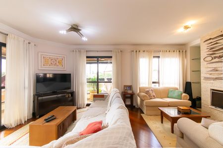 Apartamento à venda com 170m², 3 quartos e 3 vagas Apartamento à venda com 170m², 3 quartos e 3 vagasSala