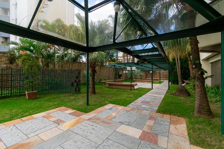Apartamento à venda com 170m², 3 quartos e 3 vagas Apartamento à venda com 170m², 3 quartos e 3 vagasÁrea comum
