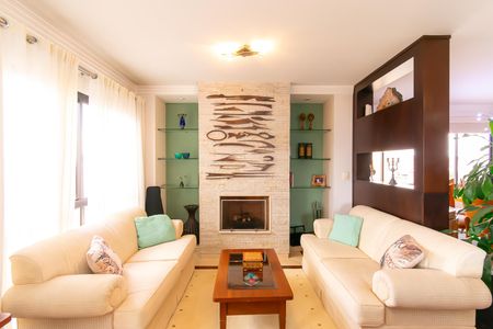 Apartamento à venda com 170m², 3 quartos e 3 vagas Apartamento à venda com 170m², 3 quartos e 3 vagasSala