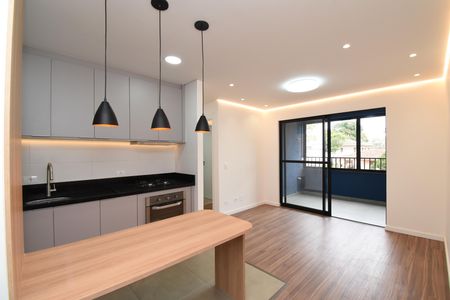 Apartamento para alugar com 2 quartos, 60m² em Bacacheri, Curitiba