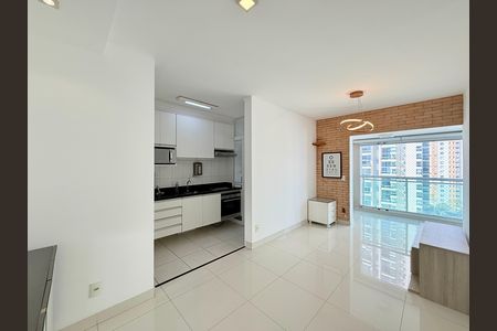 Apartamento para alugar com 1 quarto, 49m² em Campo Belo, São Paulo