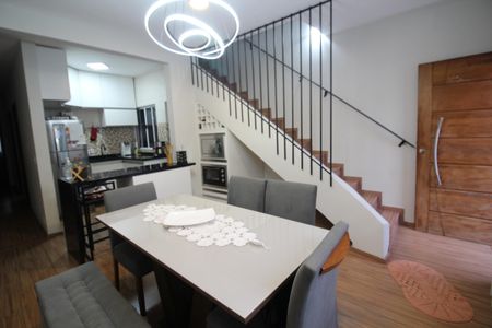 Casa à venda com 5 quartos, 150m² em Vila Yolanda, Osasco