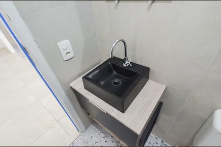 Apartamento para alugar com 36m², 1 quarto e sem vaga Apartamento para alugar com 36m², 1 quarto e sem vagaBanheiro