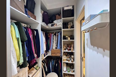 Suíte - Closet de apartamento à venda com 2 quartos, 66m² em Barra da Tijuca, Rio de Janeiro