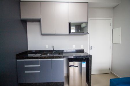 Studio para alugar com 61m², 1 quarto e 1 vaga Studio para alugar com 61m², 1 quarto e 1 vagaCozinha
