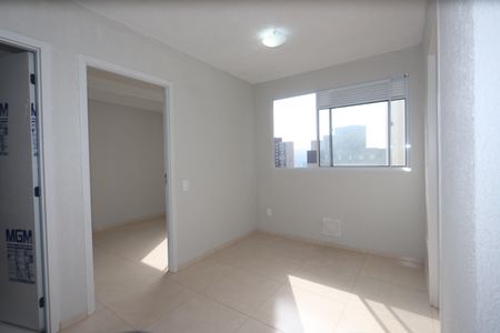 Sala de apartamento para alugar com 2 quartos, 32m² em Parque São Lourenço, São Paulo