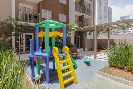Apartamento para alugar com 27m², 1 quarto e sem vaga Apartamento para alugar com 27m², 1 quarto e sem vagaÁrea comum - Playground