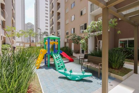 Apartamento para alugar com 27m², 1 quarto e sem vaga Apartamento para alugar com 27m², 1 quarto e sem vagaÁrea comum - Playground