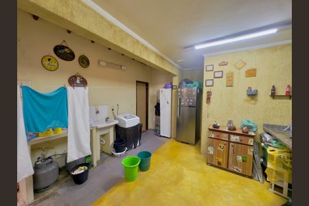 Casa à venda com 4 quartos, 220m² em Vila Zamataro, Guarulhos