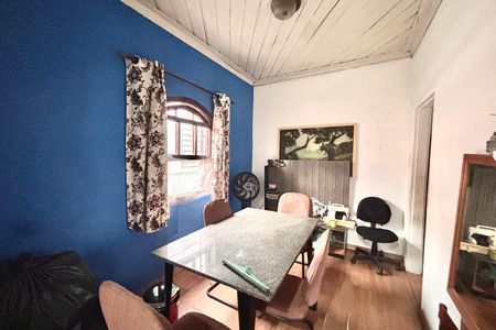 Casa para alugar com 180m², 2 quartos e 1 vaga Casa para alugar com 180m², 2 quartos e 1 vagaSala de jantar
