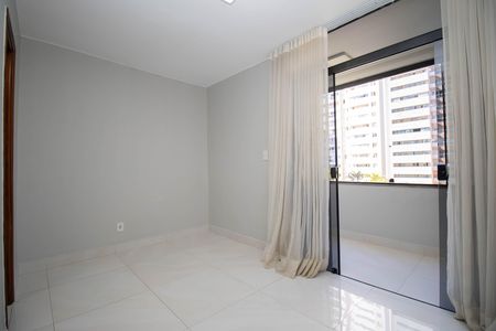 Studio à venda com 35m², 1 quarto e 1 vaga Studio à venda com 35m², 1 quarto e 1 vagaKitnet
