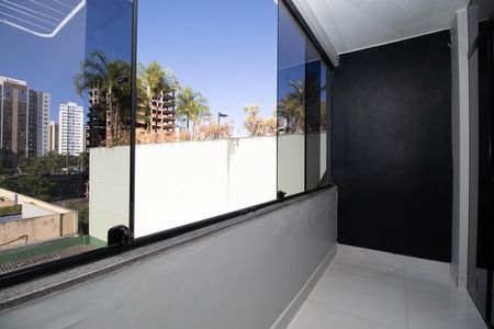 Studio à venda com 35m², 1 quarto e 1 vaga Studio à venda com 35m², 1 quarto e 1 vagaSacada
