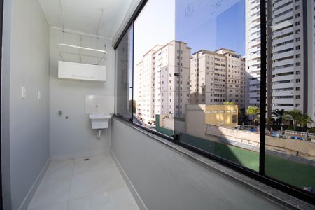 Studio à venda com 35m², 1 quarto e 1 vaga Studio à venda com 35m², 1 quarto e 1 vagaSacada