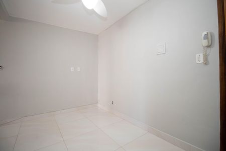 Studio à venda com 35m², 1 quarto e 1 vaga Studio à venda com 35m², 1 quarto e 1 vagaKitnet