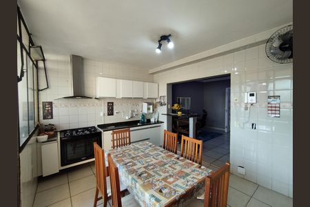 Cozinha - Armários de casa à venda com 5 quartos, 120m² em Sacomã, São Paulo