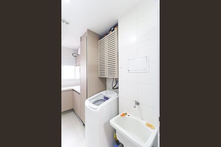Apartamento à venda com 64m², 3 quartos e 1 vaga Apartamento à venda com 64m², 3 quartos e 1 vagaÁrea de serviço