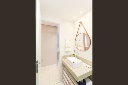Apartamento à venda com 64m², 3 quartos e 1 vaga Apartamento à venda com 64m², 3 quartos e 1 vagaBanheiro