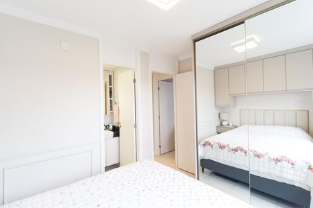 Apartamento à venda com 64m², 3 quartos e 1 vaga Apartamento à venda com 64m², 3 quartos e 1 vagaSuíte