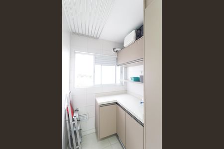 Apartamento à venda com 64m², 3 quartos e 1 vaga Apartamento à venda com 64m², 3 quartos e 1 vagaÁrea de serviço