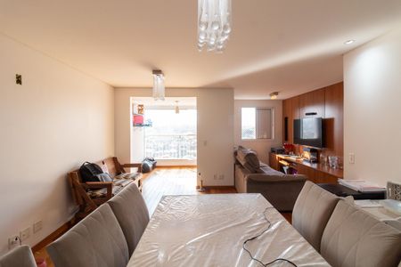 Sala de apartamento à venda com 3 quartos, 72m² em Cidade São Francisco, São Paulo