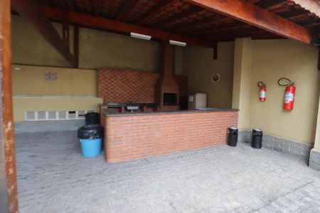 Apartamento à venda com 76m², 2 quartos e 2 vagasÁrea comum - Churrasqueira