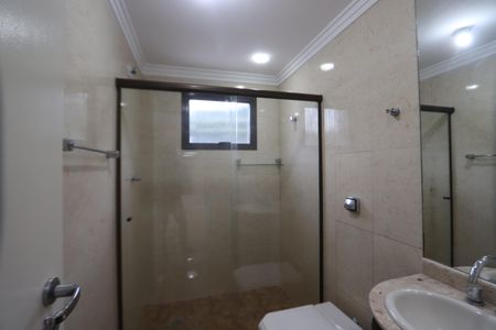 Banheiro de apartamento à venda com 2 quartos, 76m² em Vila Oratorio, São Paulo