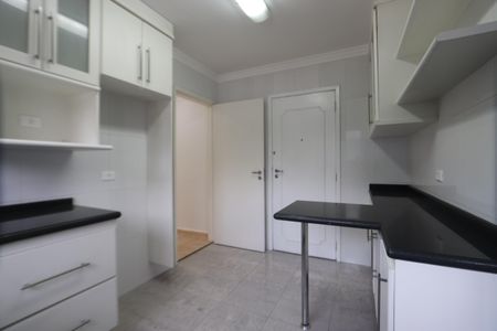 Apartamento à venda com 76m², 2 quartos e 2 vagasCozinha