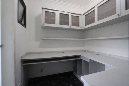 Apartamento à venda com 76m², 2 quartos e 2 vagasEscritório