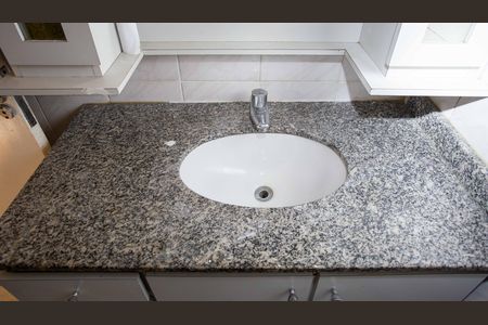 Apartamento para alugar com 60m², 2 quartos e 1 vagaBanheiro