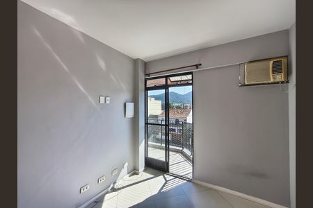 Apartamento para alugar com 90m², 2 quartos e 1 vaga