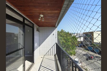 Apartamento para alugar com 90m², 2 quartos e 1 vaga