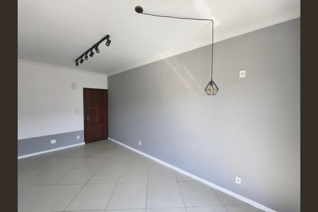 Apartamento para alugar com 90m², 2 quartos e 1 vaga