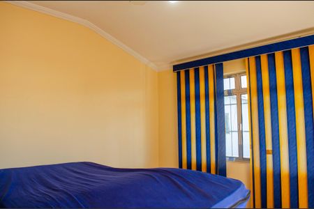 Casa à venda com 450m², 4 quartos e 5 vagas Casa à venda com 450m², 4 quartos e 5 vagasQuarto 2