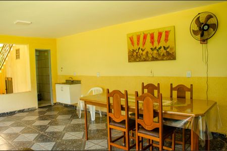 Casa à venda com 450m², 4 quartos e 5 vagas Casa à venda com 450m², 4 quartos e 5 vagasÁrea gourmet