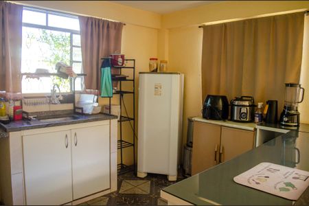 Casa à venda com 450m², 4 quartos e 5 vagas Casa à venda com 450m², 4 quartos e 5 vagasÁrea gourmet