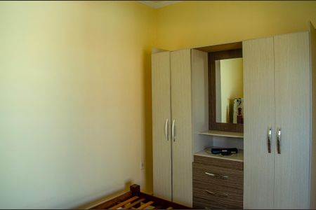 Casa à venda com 450m², 4 quartos e 5 vagas Casa à venda com 450m², 4 quartos e 5 vagasQuarto 2