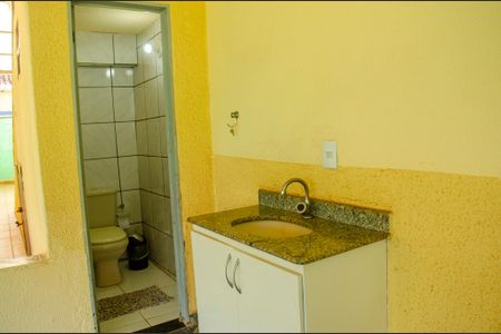 Casa à venda com 450m², 4 quartos e 5 vagas Casa à venda com 450m², 4 quartos e 5 vagasBanheiro Externo