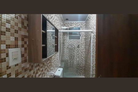 Banheiro de casa para alugar com 2 quartos, 110m² em Jardim Novo Horizonte, Osasco