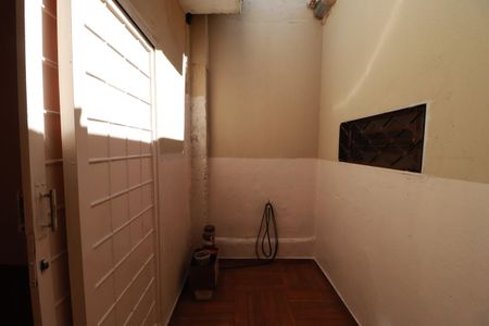 Varanda  de casa para alugar com 2 quartos, 70m² em Jardim Marchesi, Ribeirão Preto