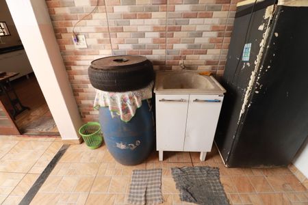 Casa para alugar com 70m², 2 quartos e 2 vagasÁrea de serviço 
