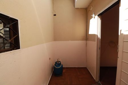 Casa para alugar com 70m², 2 quartos e 2 vagasVaranda 