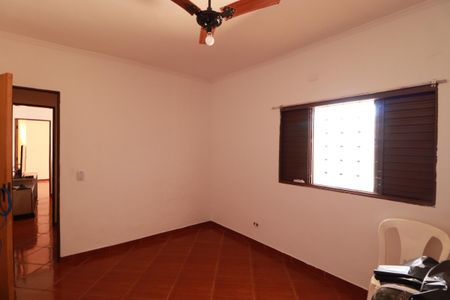 Casa para alugar com 70m², 2 quartos e 2 vagasSuite 