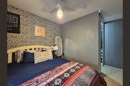 Casa de condomínio à venda com 260m², 4 quartos e 3 vagas