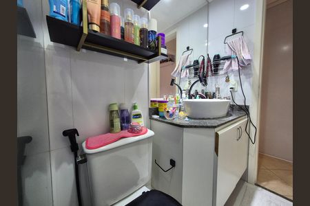 Casa de condomínio à venda com 260m², 4 quartos e 3 vagas