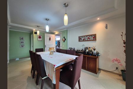 Casa de condomínio à venda com 260m², 4 quartos e 3 vagas