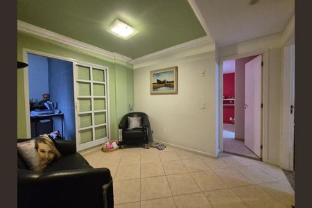 Casa de condomínio à venda com 260m², 4 quartos e 3 vagas
