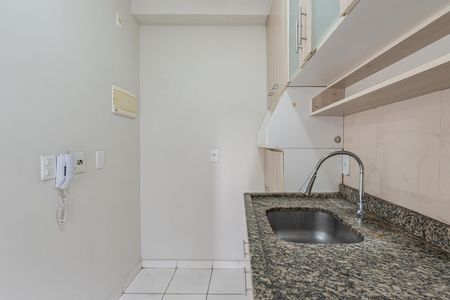 Cozinha de apartamento para alugar com 2 quartos, 50m² em Jardim Maria Estela, São Paulo