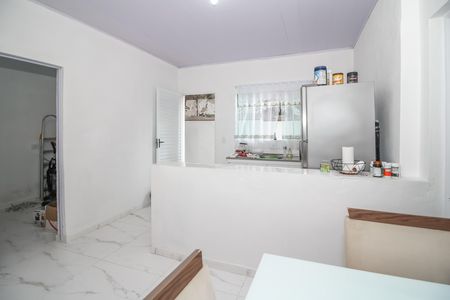 Casa para alugar com 55m², 2 quartos e sem vaga Casa para alugar com 55m², 2 quartos e sem vagaSala